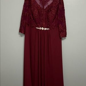 Beautiful MOB dress. Paid almost $300 from Azaize.